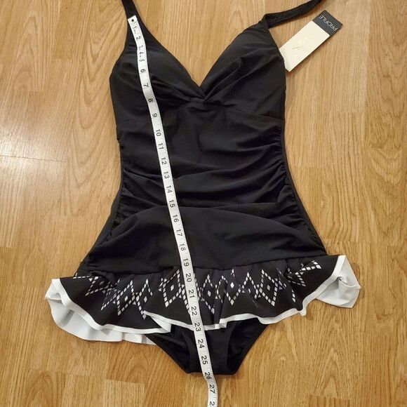 Profile by Gottex Halter Swimdress sz 10. - Picture 11 of 14